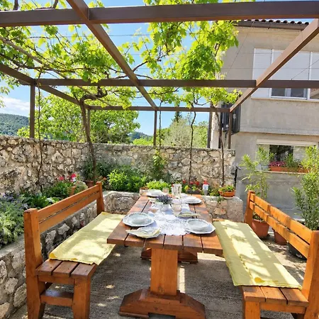 Apartament Maja Bribir (Primorje-Gorski Kotar)